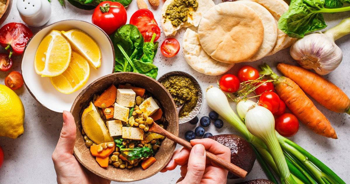 Jak uratować skórę zimą: pięć kluczowych produktów, które przywrócą twarzy blask i elastyczność